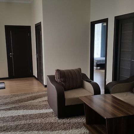 Karven Four Seasons Hotel Chon-Sary-Oy Екстериор снимка