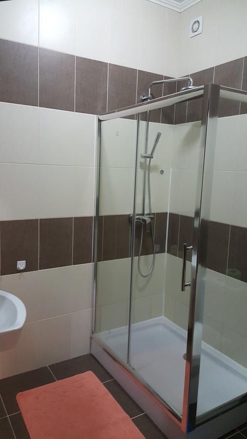Karven Four Seasons Hotel Chon-Sary-Oy Екстериор снимка