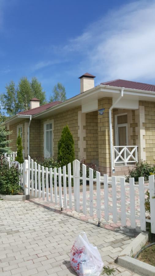 Karven Four Seasons Hotel Chon-Sary-Oy Екстериор снимка