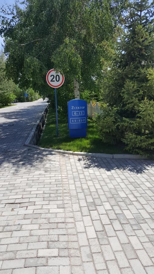 Karven Four Seasons Hotel Chon-Sary-Oy Екстериор снимка