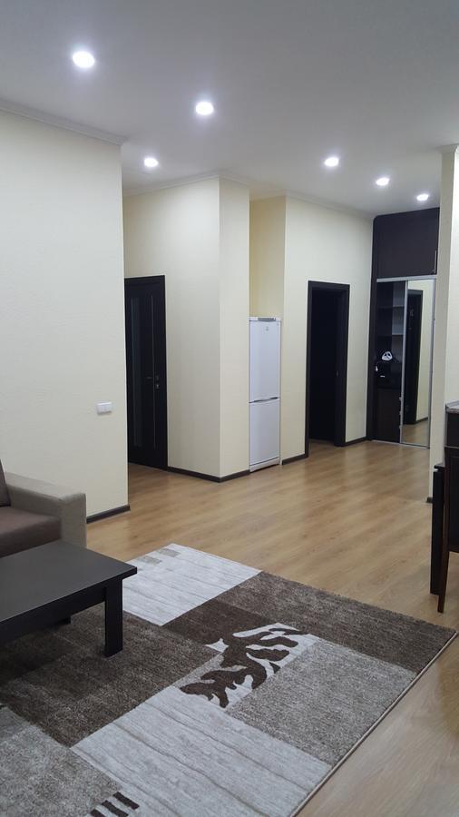 Karven Four Seasons Hotel Chon-Sary-Oy Екстериор снимка